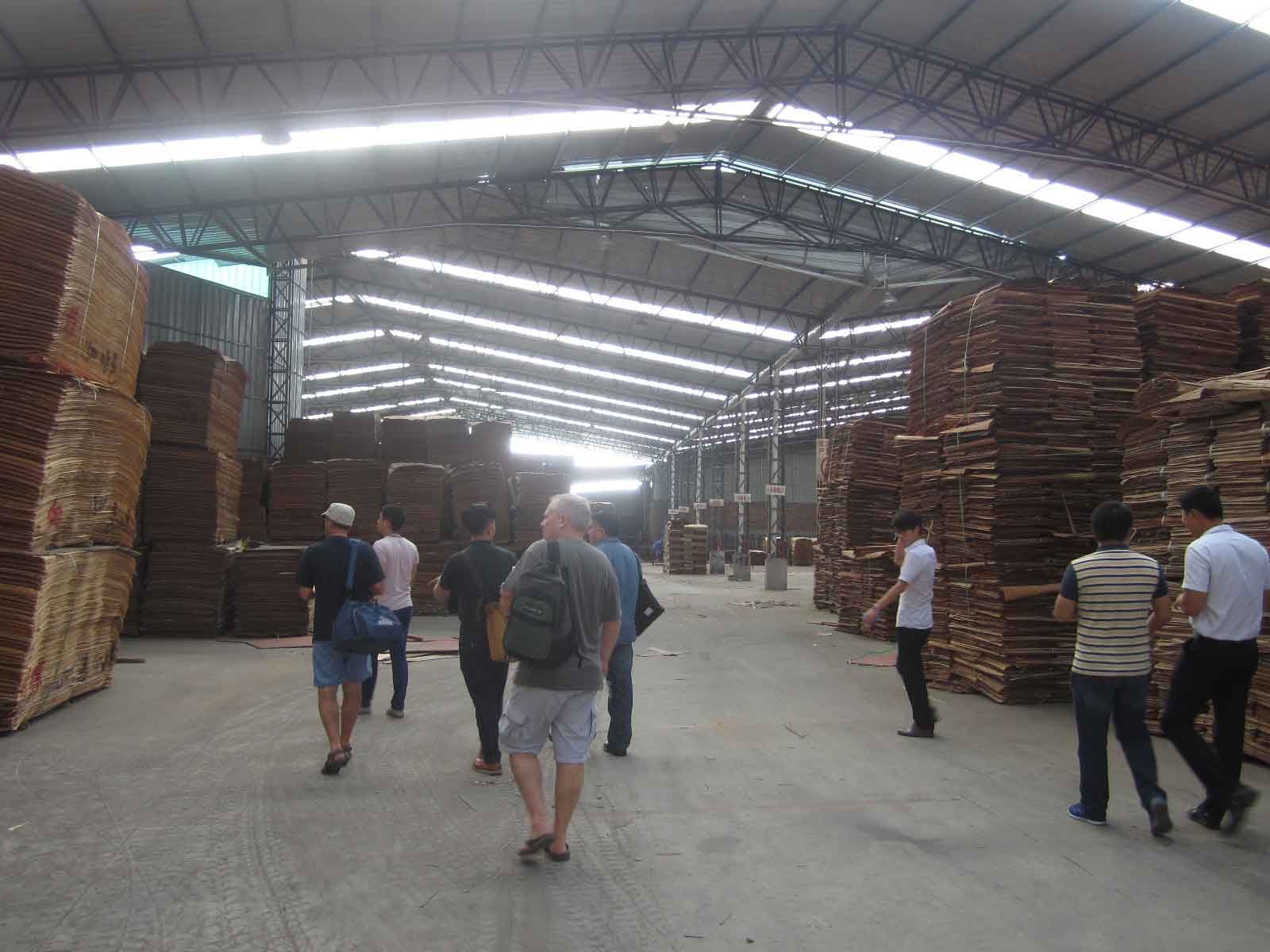 新西兰/新西兰政府委派林业局考察团参访合明木业建筑